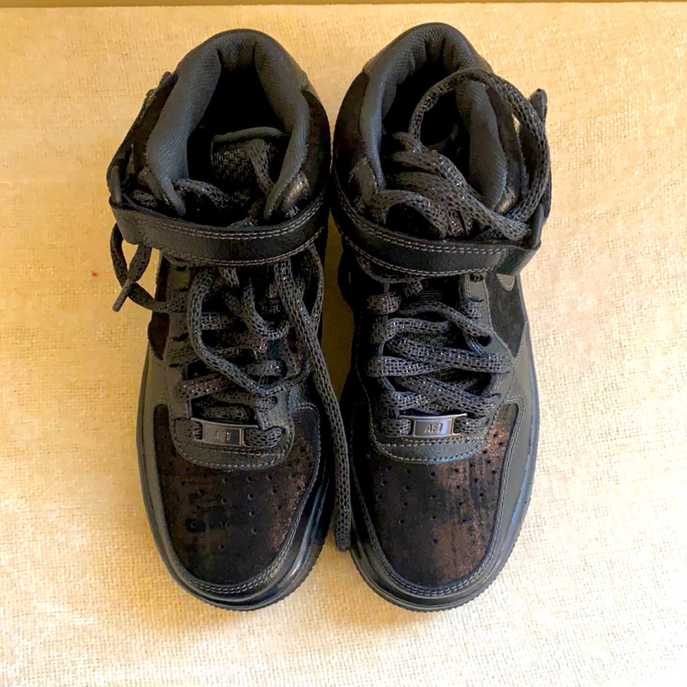 Nike Air Force 1 Mid PRM METALLIC HEMATITE (women’s)